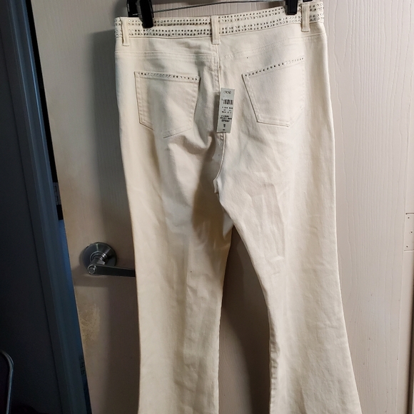 Cache White Rhinestone Embellished Jeans - Picture 8 of 9